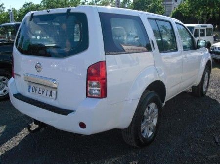 NISSAN PATHFINDER 2.5 DCI 174CV XE 5 PLAZAS - Ciudad Real