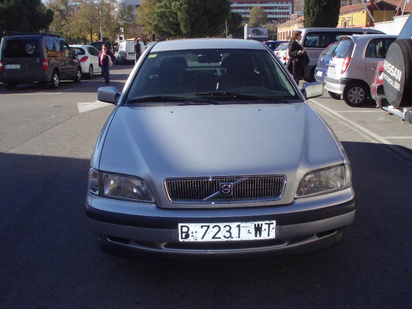 Volvo - s40