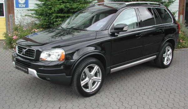 Volvo XC90 D5 7-Sitzer Sport Negro 02.2008 21500 km 185 cV 12.000 euro