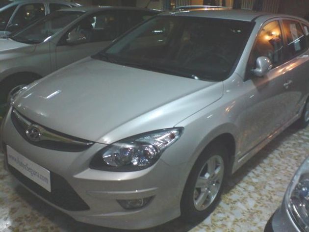 HYUNDAI I30 i30 1.6 CRDi Comfort GLS MATRICULADO A SU NOMBRE