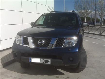 Nissan PATHFINDER 2.5DCI SE 7 PLAZAS