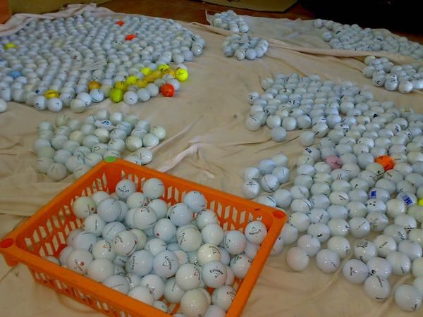 DEPORTES PELOTAS DE GOLF RECUPERADAS