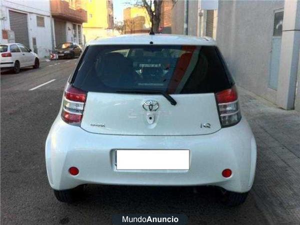 Toyota iQ iQ 1.0 MultiDrive