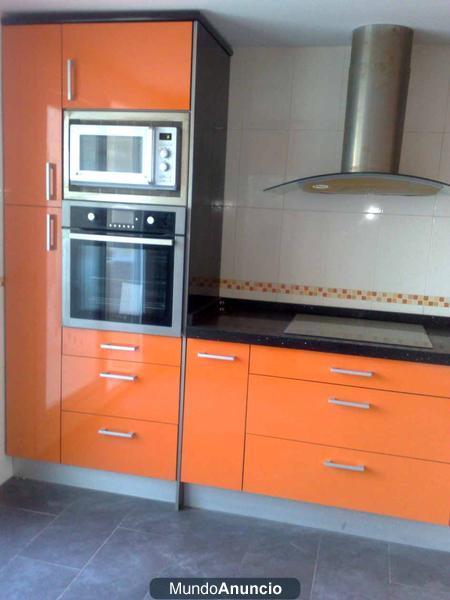 MUEBLES DE COCINA + ELECTRODOMESTICOS 1900€