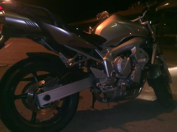 YAMAHA FZ6+REGALO DE EQUIPO COMPLETO