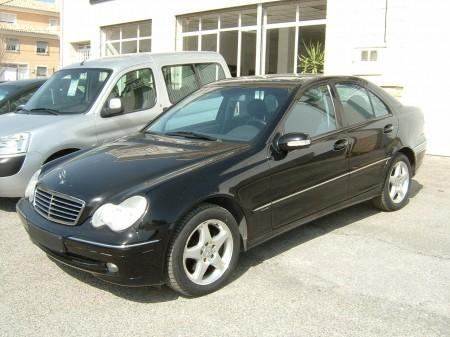 Mercedes 270 CDI AVANGARD en Almeria