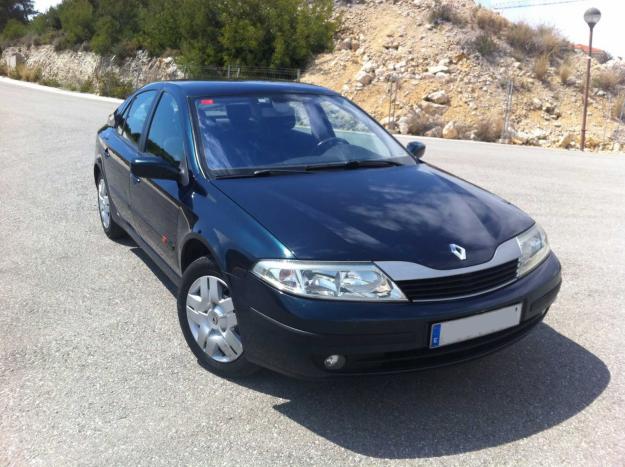 RENAULT Laguna PRIVILEGE 2.0 16V 5p