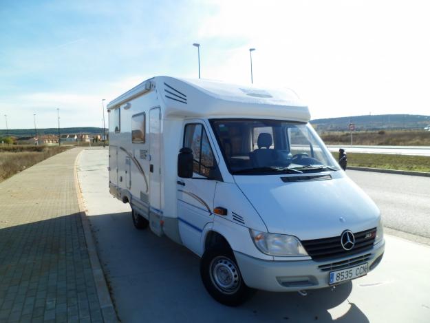 Vendo Autocaravana mclouis sobre mercedes sprinter 313 CDI