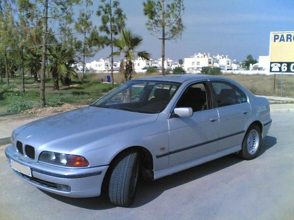 Vendo BMW 530 d 184 cv.--Se accepta coche como forma de pago.