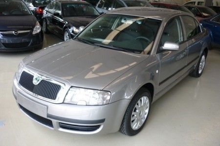 SKODA SUPERB  - Navarra