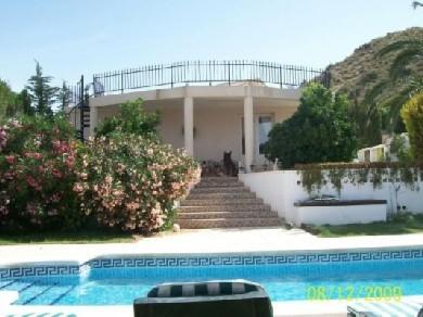 Chalet con 5 dormitorios se vende en Alicante, Costa Blanca