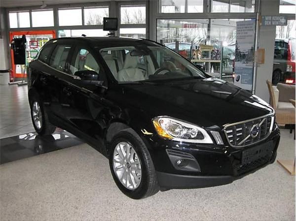 Volvo XC 60 D5 AWD Summun, CAMARA, SEGURIDAD,