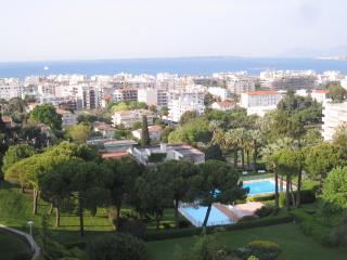 Apartamento : 4/6 personas - piscina - vistas a mar - juan les pins  alpes maritimos  provenza-alpes-costa azul  francia