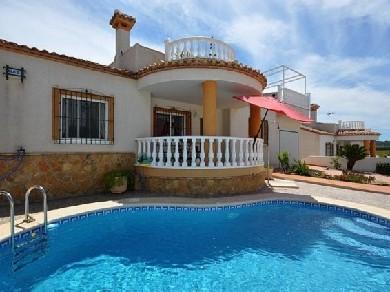 Chalet con 3 dormitorios se vende en San Miguel de Salinas, Vega Baja Torrevieja