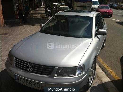 Volkswagen Passat 2.8 V6 4MOTION TIPTRONIC HIGH