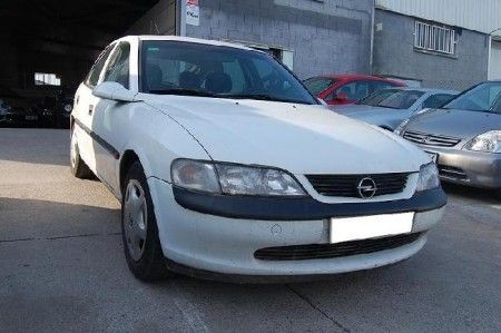 OPEL VECTRA 2.0 DTI 100CV. 5P. - Barcelona