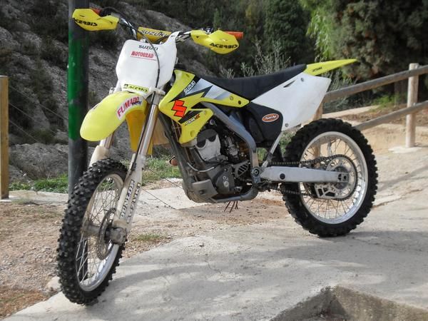 Suzuki RMZ 250 4t