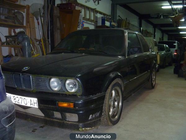 Vendo BMW 325ix para restaurar