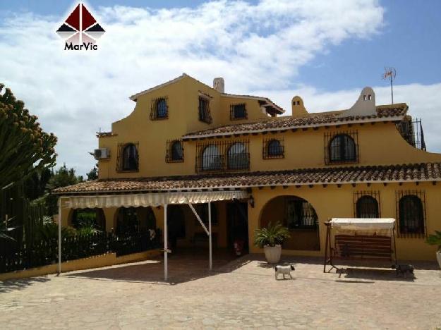 Chalet en venta en Alfàs del Pi (l'), Alicante (Costa Blanca)