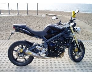 TRIUMPH STREET TRIPLE