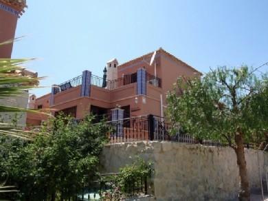 Chalet con 3 dormitorios se vende en San Miguel de Salinas, Vega Baja Torrevieja