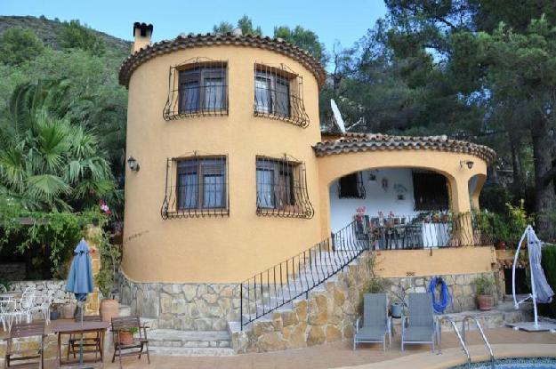 Chalet en venta en Alcalalí/Alcanalí, Alicante (Costa Blanca)