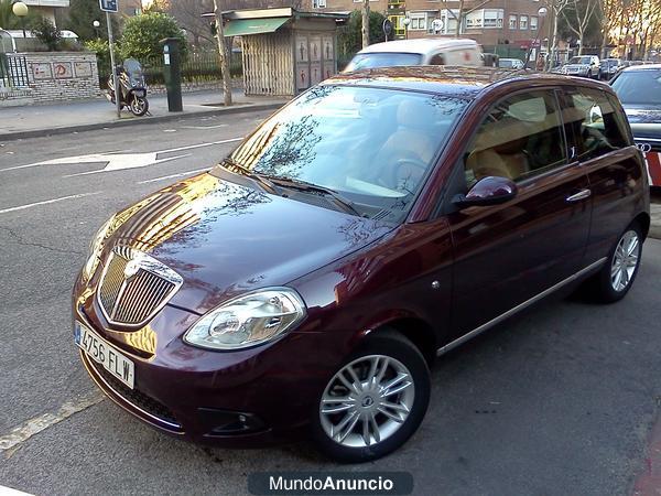 LANCIA YPSILON 1.3 JTD PLATINO SEMINUEVO