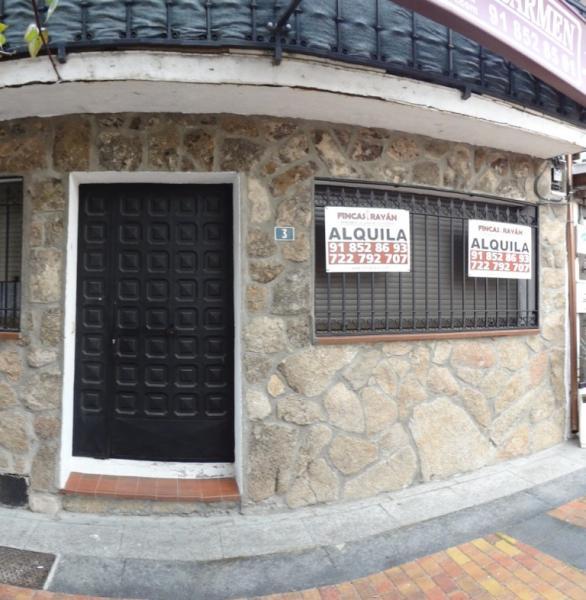 Edificio en Manzanares el Real