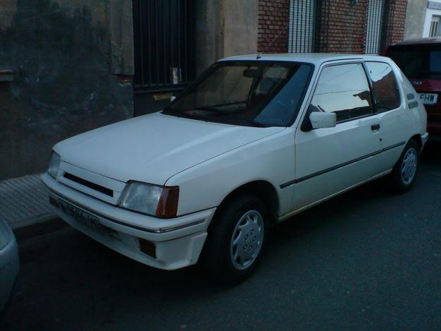 Peugeot 205 xr blanco