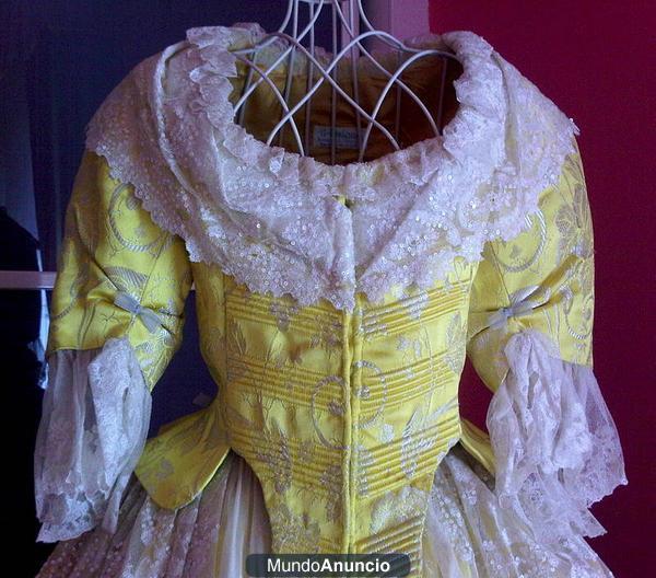 Bonito traje de fallera amarillo muy económico