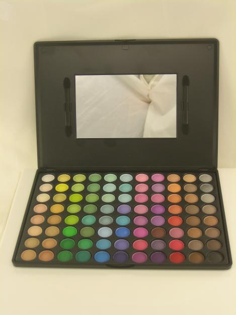 Paleta 88 colores eyeshadow MAC profesional.