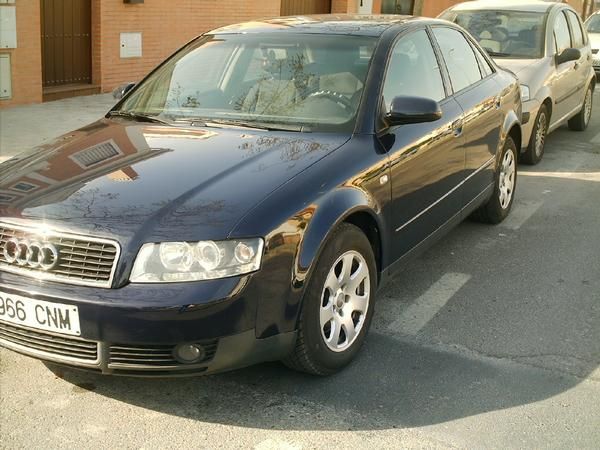 VENDO AUDI A4 TDI 130 VC 2001