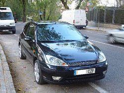 vendo espectacular ford focus negro tres puertas deportivo