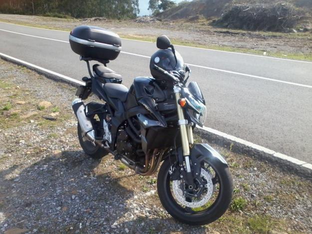 vendo suzuki gsr 750