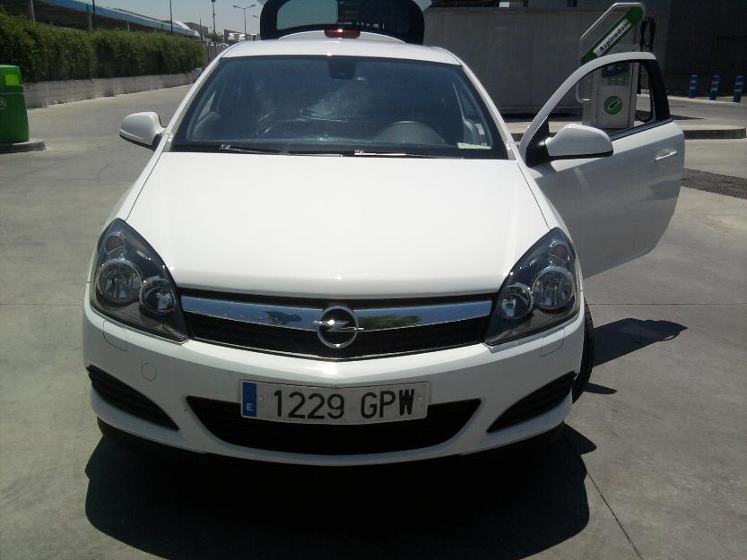 Vendo opel astra gtc o cambio por peugeot 307cc