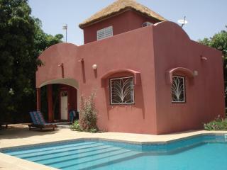 Villa : 4/4 personas - piscina - saly  senegal