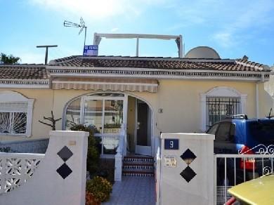 Chalet pareado con 3 dormitorios se vende en Ciudad Quesada, Costa Blanca