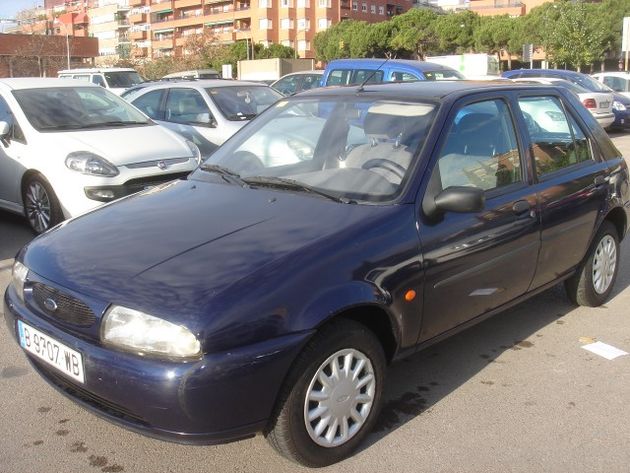 FORD Fiesta 1.3i Trend