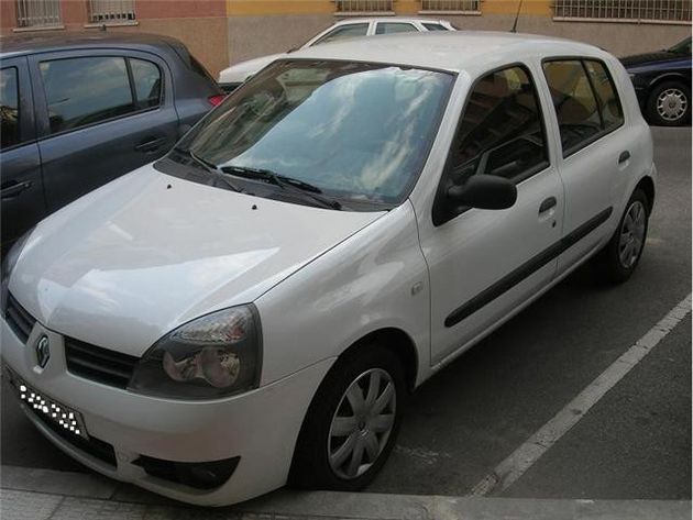 RENAULT CLIO CAMPUS