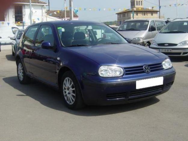 Venta de coche Volkswagen GOLF 1.9 TDI 90CV. 3P. '01 en Parets Del Vallès