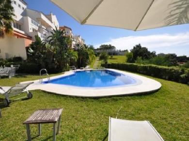 Apartamento con 4 dormitorios se vende en Marbella, Costa del Sol