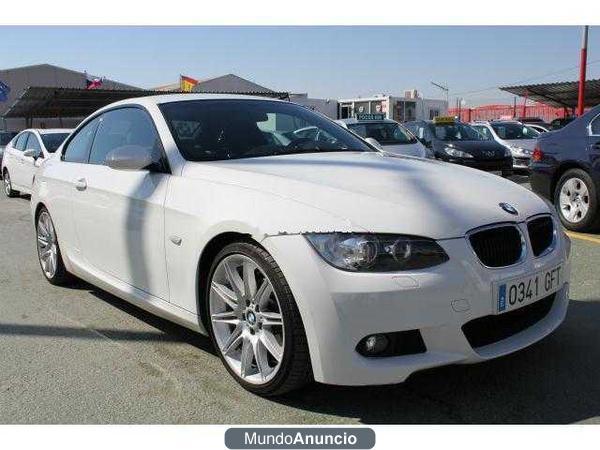 BMW 320 i [668138] Oferta completa en: http://www.procarnet.es/coche/alicante/torrevieja/bmw/320-i-gasolina-668138.aspx.