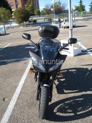 2008 Yamaha Fazer 600 - 3300 euros