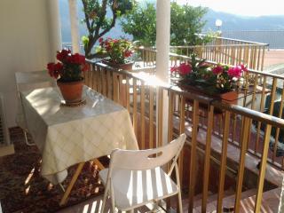 Apartamento : 1/4 personas - vistas a mar - ventimiglia  imperia (provincia de)  liguria  italia