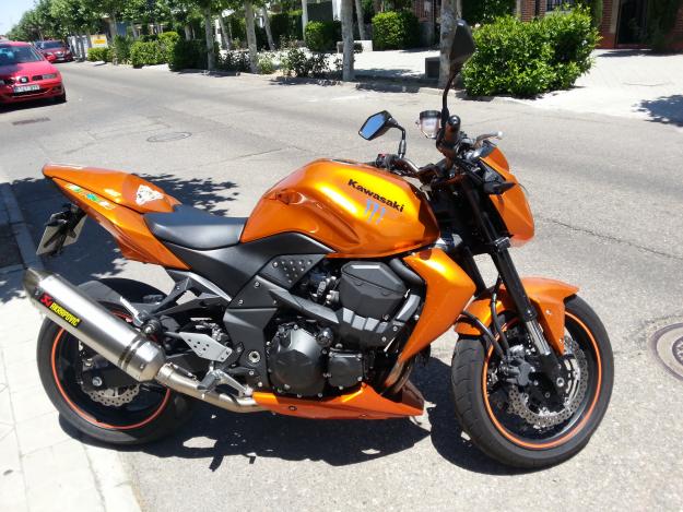 vendo KAWASAKI Z750 edicion Akrapovick