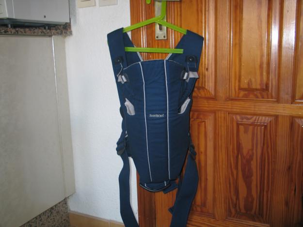 Vendo mochila portabebes, practicamente nueva