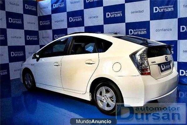 Toyota Prius Prius Advance Hibrid