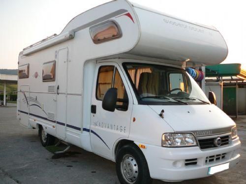 Autocaravana Dethleffs Capuchina 6971 DB año 2005 4 plazas día y 6 noche - 14800 euros