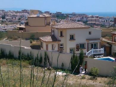 Chalet con 5 dormitorios se vende en Benalmadena Costa, Costa del Sol