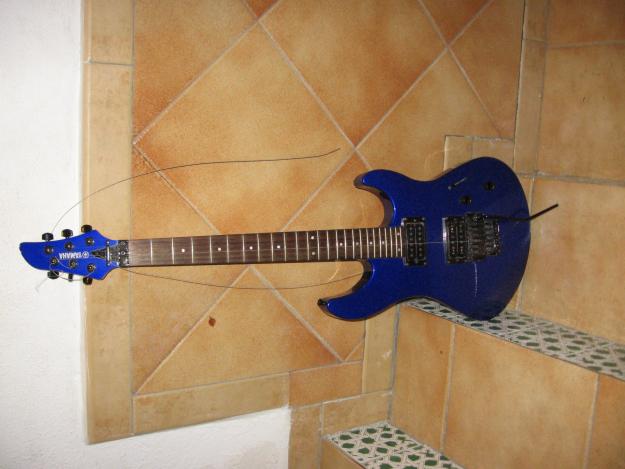 Guitarra Yamaha + Amplificador 80w